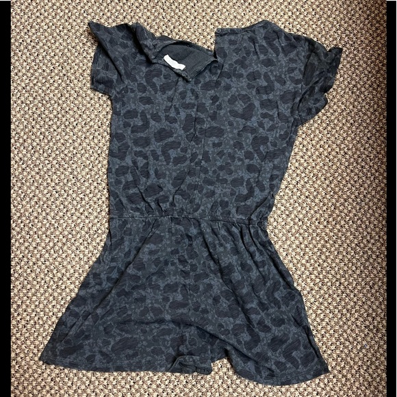 Romper - Picture 2 of 3